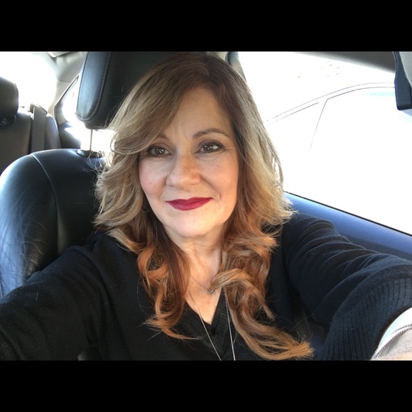 Ivonne @ ICervoni, Posh Ambassador! 😊 - Picture 3 of 8